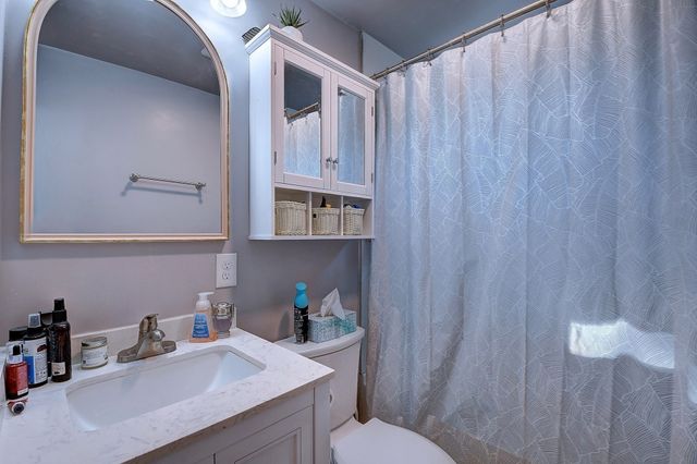 647 Main Street A, Oxford, MA 01537