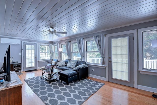 647 Main Street A, Oxford, MA 01537