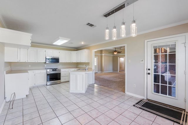 18 Cornerstone Drive, Greenbrier, AR 72058