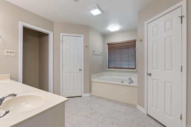 18 Cornerstone Drive, Greenbrier, AR 72058