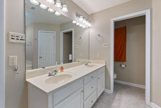 18 Cornerstone Drive, Greenbrier, AR 72058