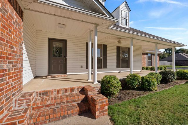 18 Cornerstone Drive, Greenbrier, AR 72058