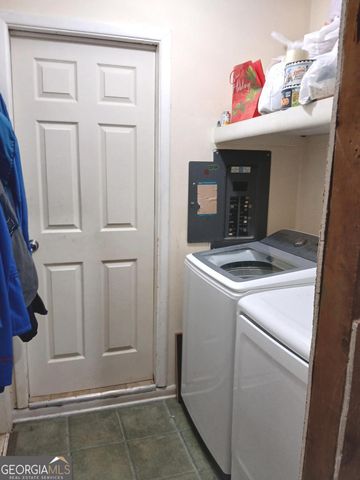 242 Lake Jodeco Road, Jonesboro, GA 30236