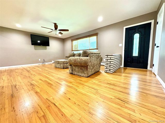 2875 Ocean Avenue, Ronkonkoma, NY 11779