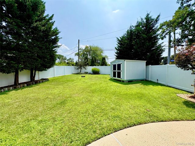 2875 Ocean Avenue, Ronkonkoma, NY 11779