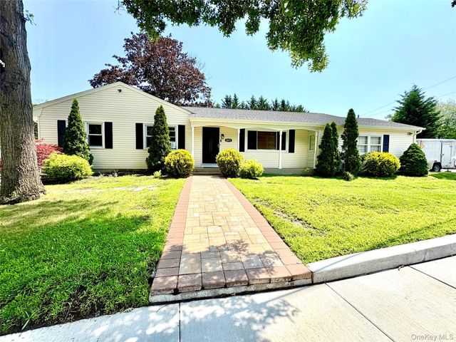 2875 Ocean Avenue, Ronkonkoma, NY 11779