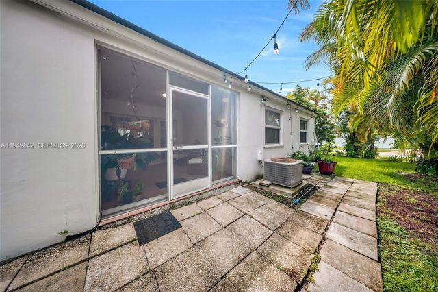 15450 SW 143rd Ave 15450, Miami, FL 33177