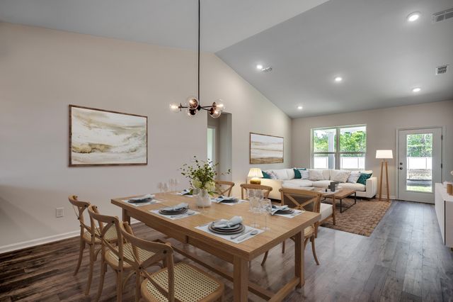 160 Buckingham Dr, Conway, SC 29526