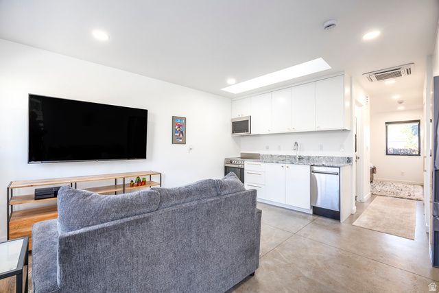 738 S GREEN ST, Salt Lake City, UT 84102