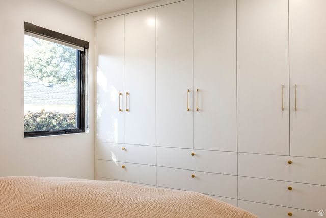 738 S GREEN ST, Salt Lake City, UT 84102