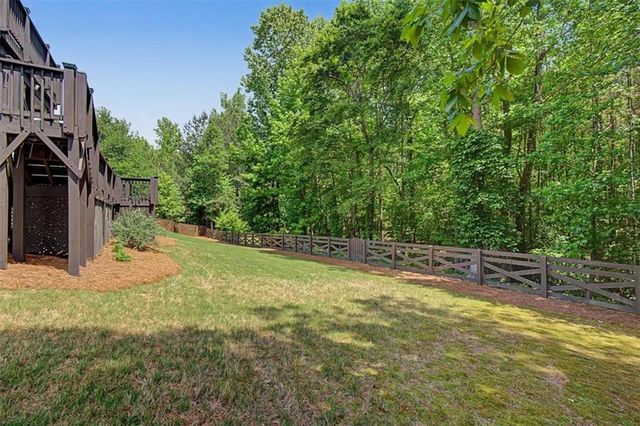2722 Bowmore Court NW, Acworth, GA 30101
