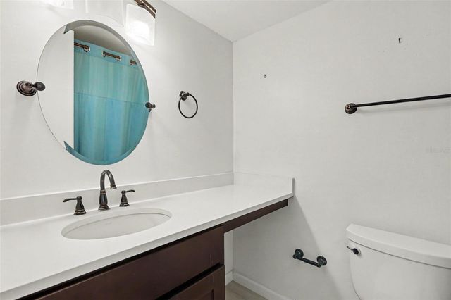 4720 LOCUST STREET NE 206, St Petersburg, FL 33703