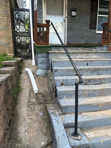 125 Brookside Ave, Irvington Twp., NJ 07111