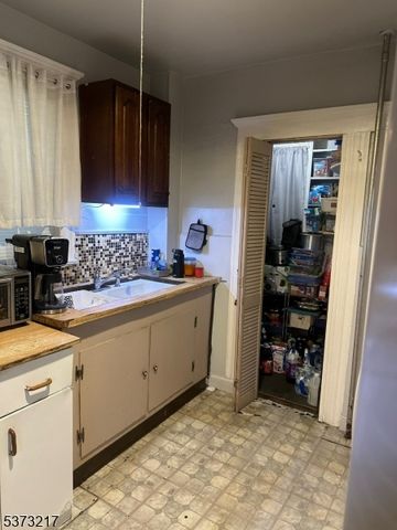 125 Brookside Ave, Irvington Twp., NJ 07111