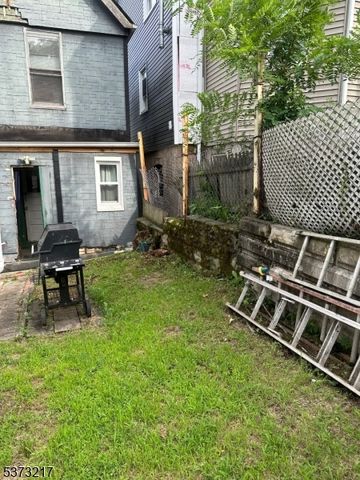 125 Brookside Ave, Irvington Twp., NJ 07111