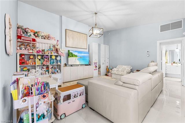 4852 Lasqueti WAY, Naples, FL 34119