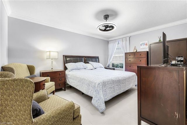 4852 Lasqueti WAY, Naples, FL 34119