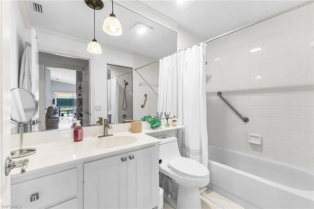 4852 Lasqueti WAY, Naples, FL 34119