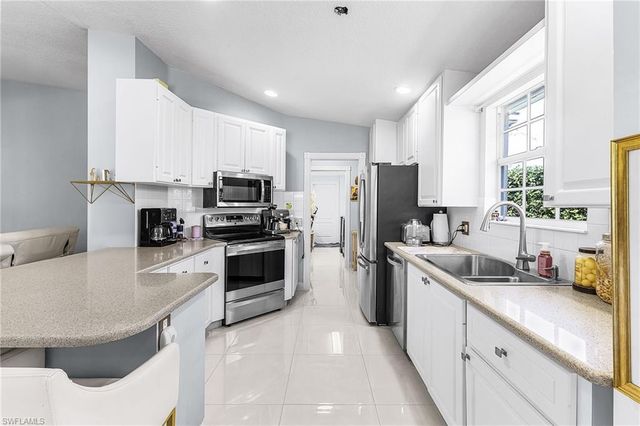 4852 Lasqueti WAY, Naples, FL 34119