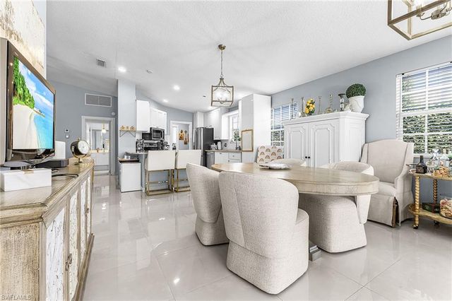 4852 Lasqueti WAY, Naples, FL 34119