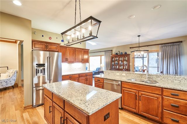 311 Hidden Pond Drive, Doylestown, OH 44230