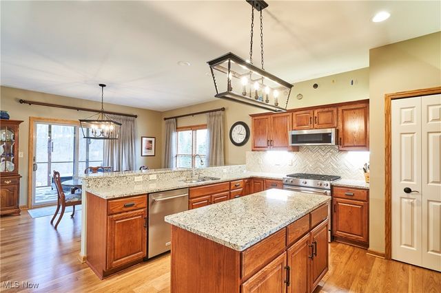 311 Hidden Pond Drive, Doylestown, OH 44230