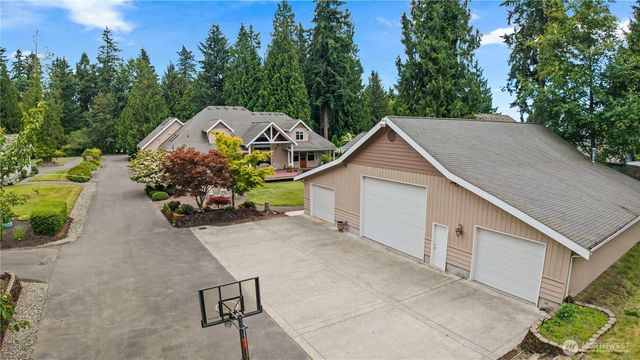 2110 43rd Street SE, Puyallup, WA 98372