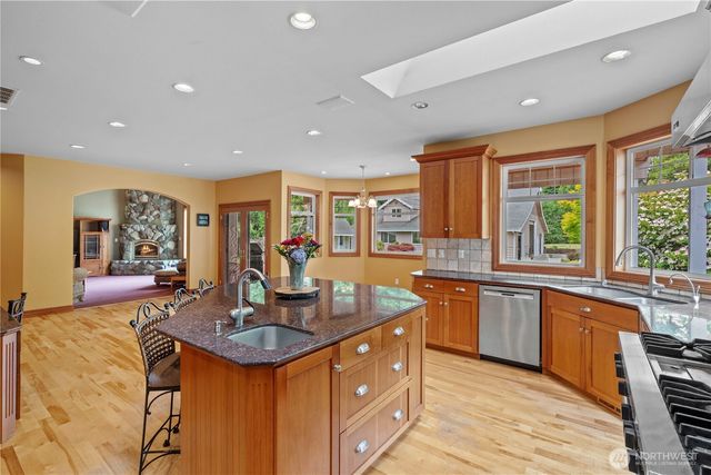 2110 43rd Street SE, Puyallup, WA 98372