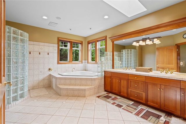 2110 43rd Street SE, Puyallup, WA 98372