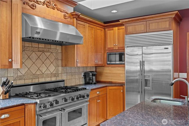 2110 43rd Street SE, Puyallup, WA 98372