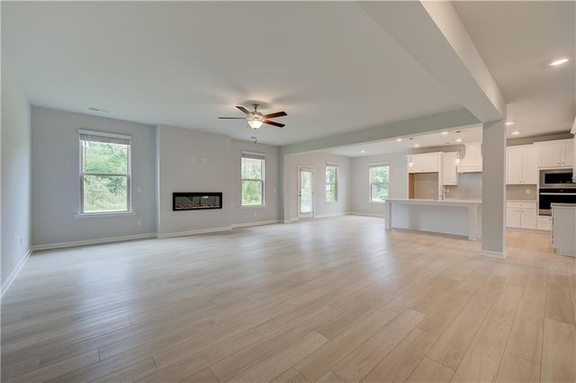 709 Dunlake Way, Locust Grove, GA 30248