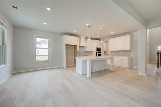 709 Dunlake Way, Locust Grove, GA 30248