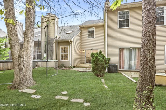 623 Woodbine Lane, Lakewood, NJ 08701