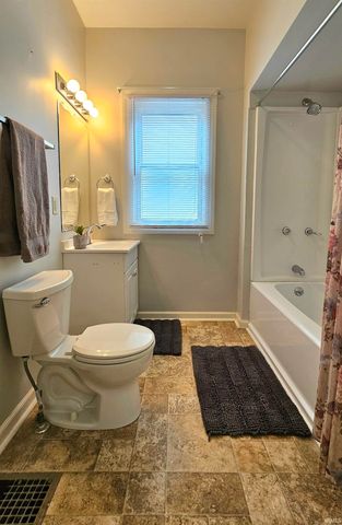 1214 S Harlan Avenue, Evansville, IN 47714