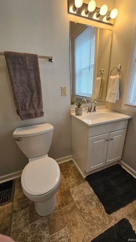 1214 S Harlan Avenue, Evansville, IN 47714