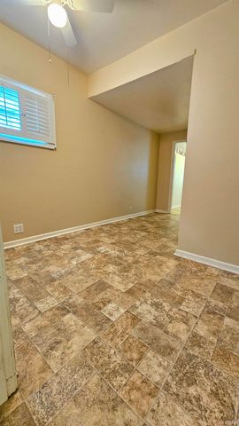 1214 S Harlan Avenue, Evansville, IN 47714