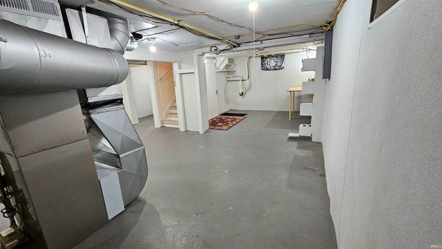 1214 S Harlan Avenue, Evansville, IN 47714