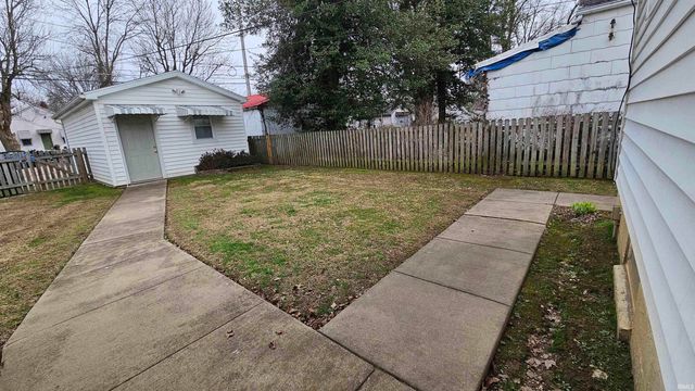 1214 S Harlan Avenue, Evansville, IN 47714