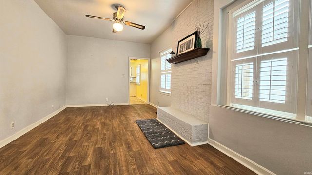 1214 S Harlan Avenue, Evansville, IN 47714