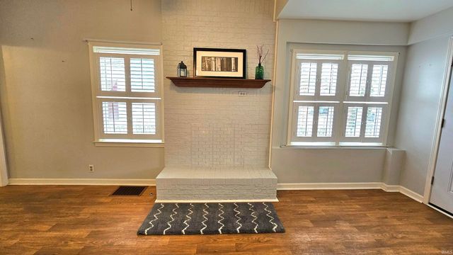 1214 S Harlan Avenue, Evansville, IN 47714