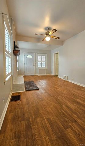 1214 S Harlan Avenue, Evansville, IN 47714