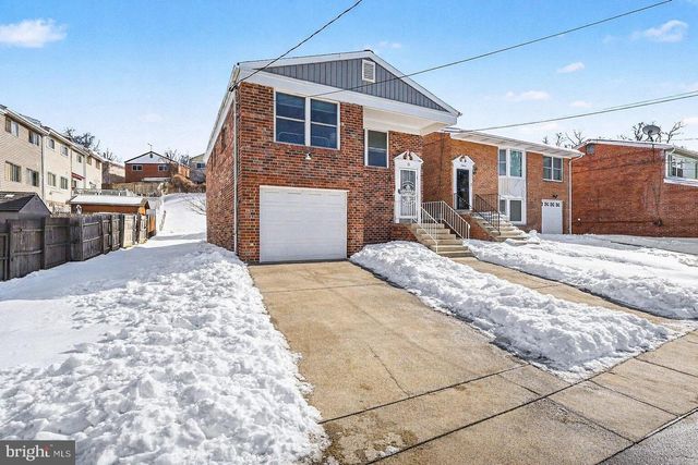 2402 24TH ST SE, Washington, DC 20020