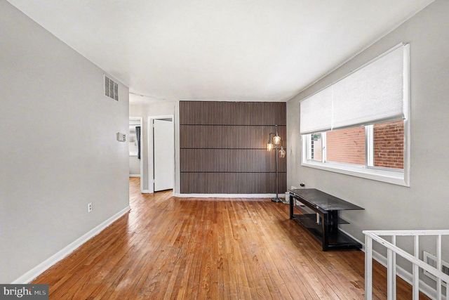 2402 24TH ST SE, Washington, DC 20020