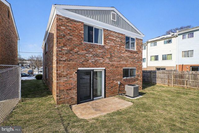 2402 24TH ST SE, Washington, DC 20020