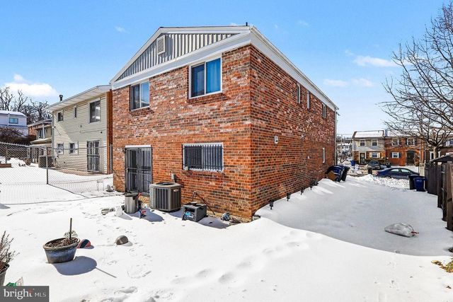 2402 24TH ST SE, Washington, DC 20020