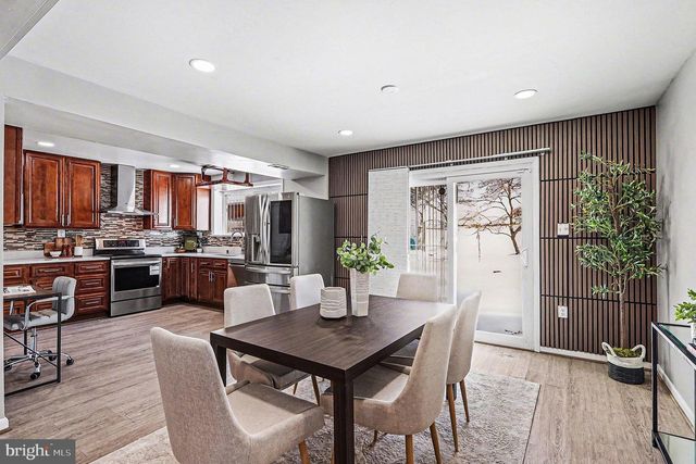 2402 24TH ST SE, Washington, DC 20020