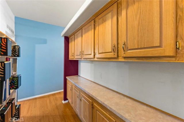 23301 Ridge Route 165, Laguna Hills, CA 92653