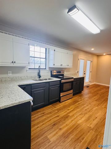 135 Dusty Drive, Arab, AL 35016