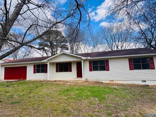 135 Dusty Drive, Arab, AL 35016