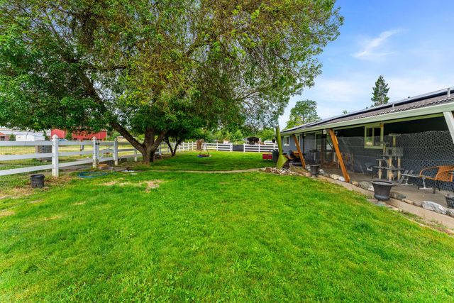 4675 Leonard Road, Grants Pass, OR 97527